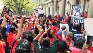 HPAE Stands With Striking Verizon Workers