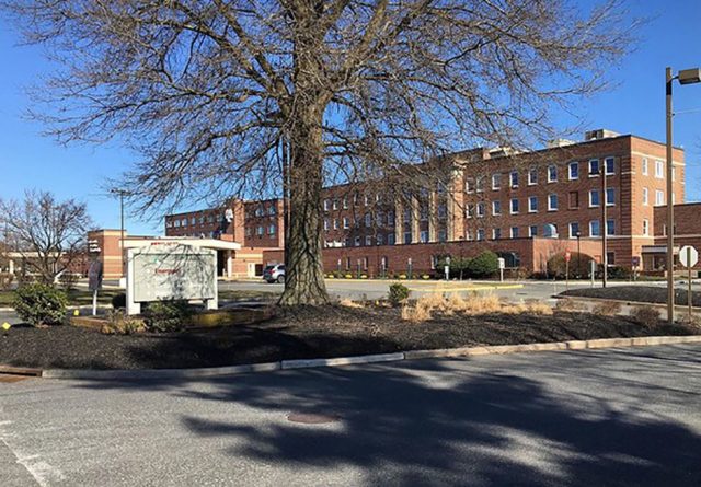 It took 8 years for these hospital nurses to get a contract